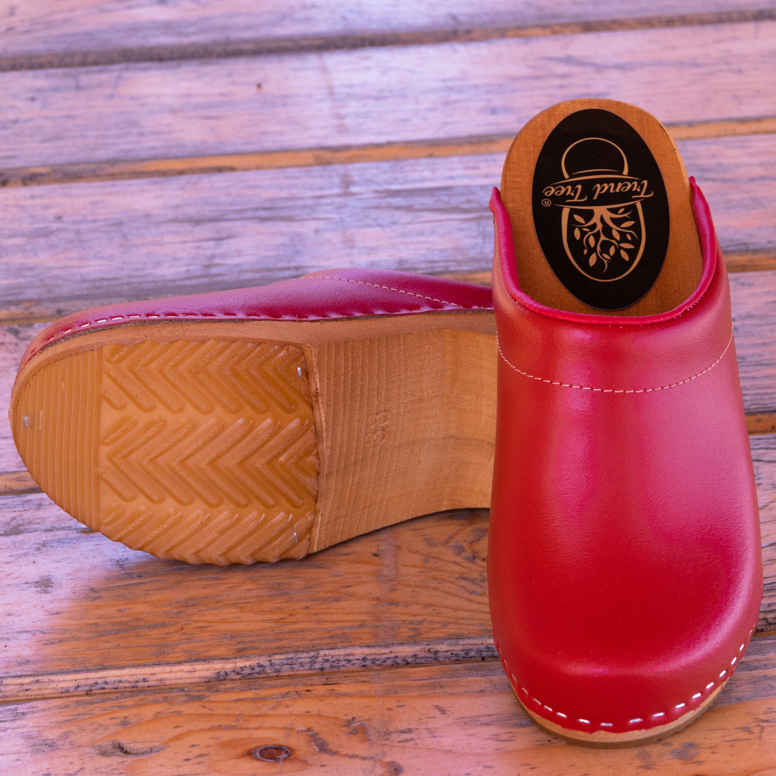 Red hot sale leather clogs